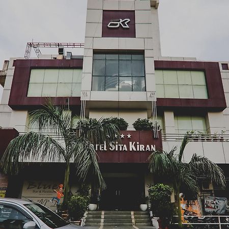 Hotel Sita Kiran Bareilly Exteriör bild
