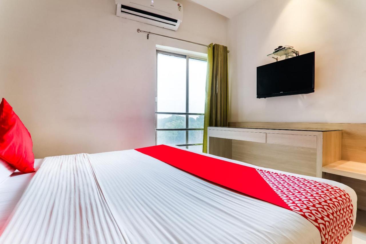 Hotel Sita Kiran Bareilly Exteriör bild