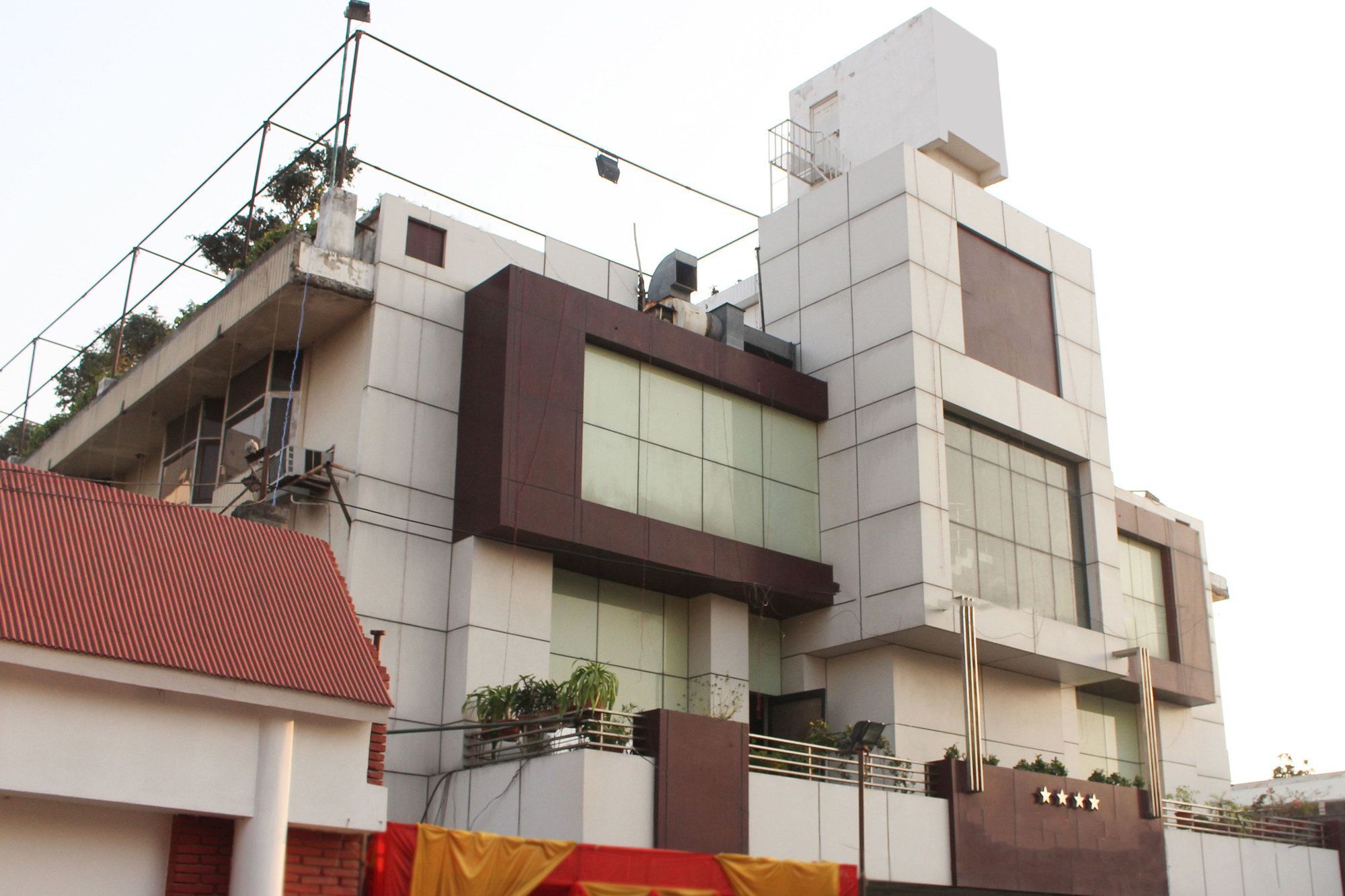 Hotel Sita Kiran Bareilly Exteriör bild